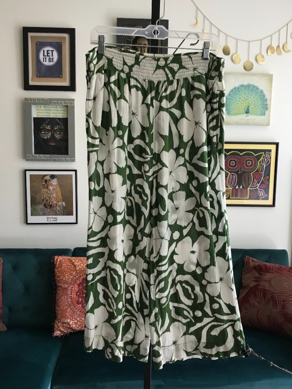 REPUBLIC CLOTHING size L / XL Green Tropical Floral Cropped Wide Leg Gauze Pants